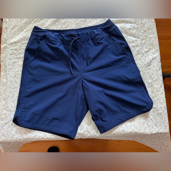 Lands End board shorts - Picture 1 of 5